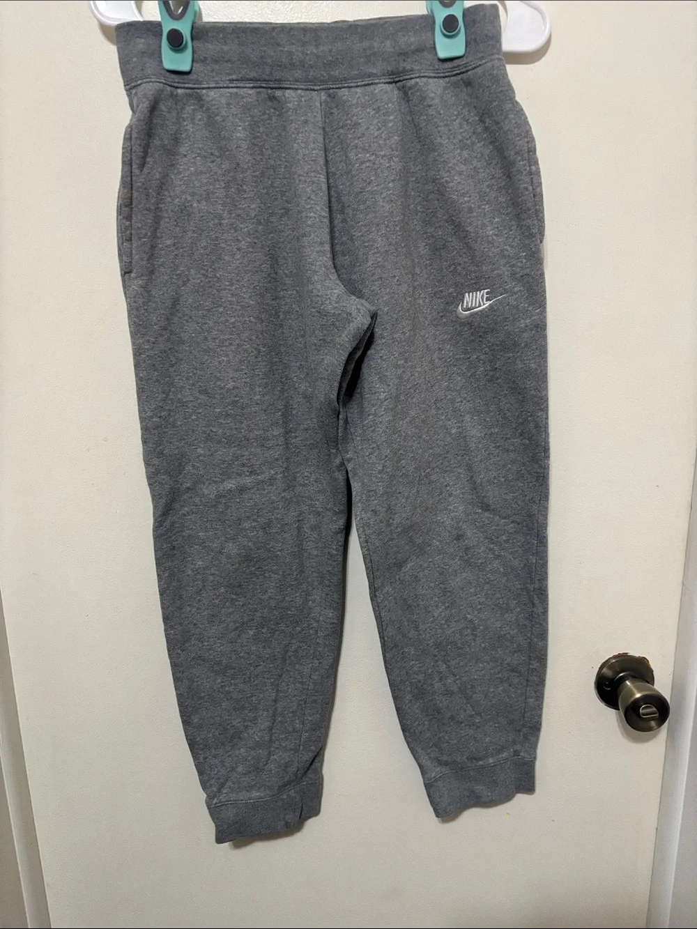 Nike Kids Gray Fleece Joggers with White Logo